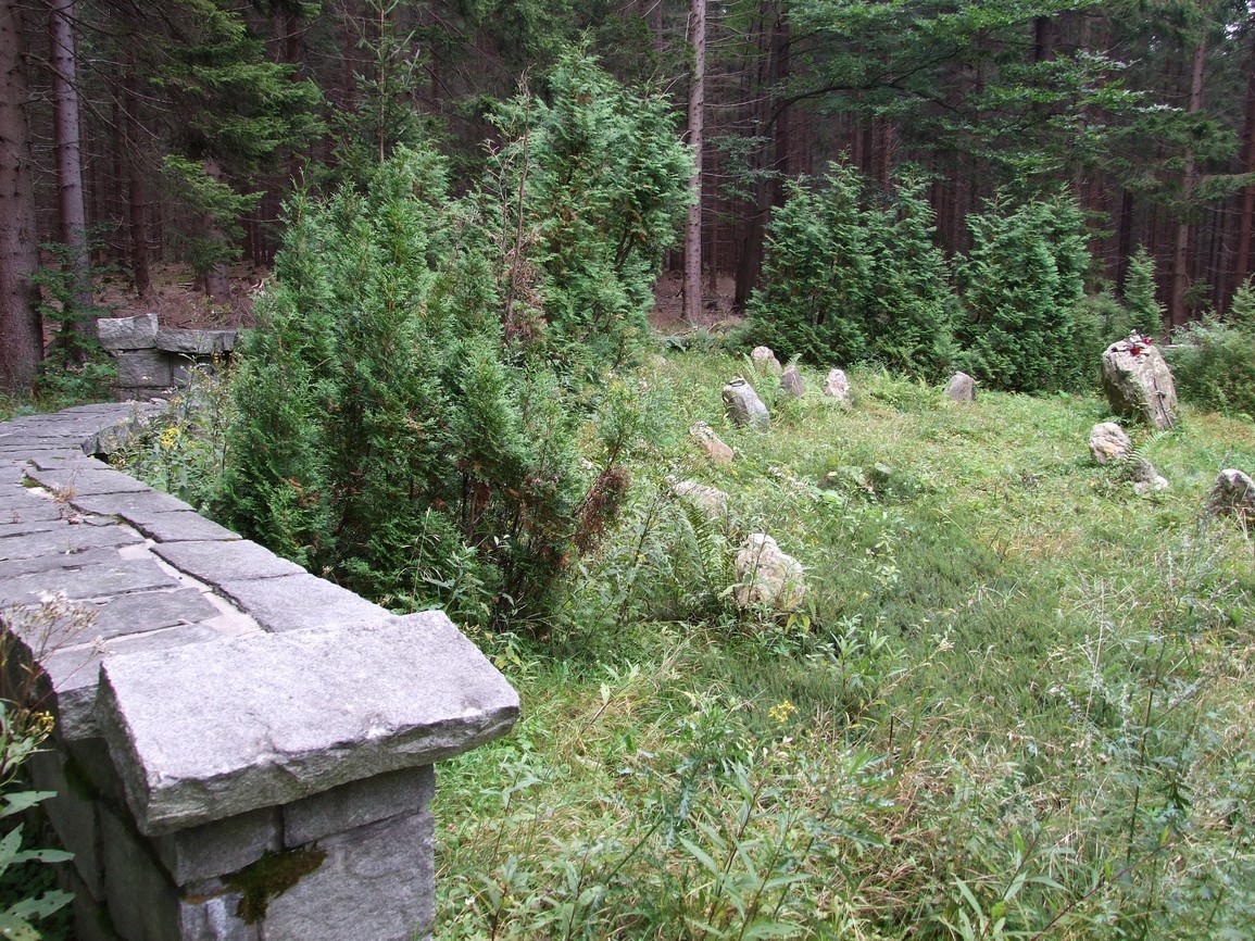 Hřbitov na Rejvízu před plánovanou úpravou